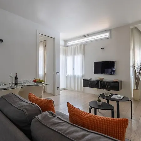 Apartmán Style And Comfort In The Heart Of *