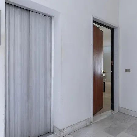 Style And Comfort In The Heart Of Apartmán Florencie