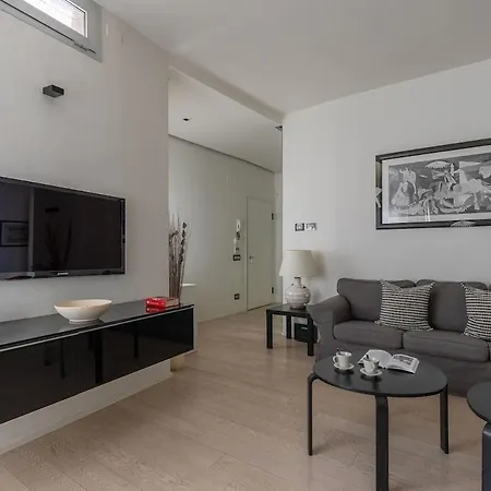 Apartmán Style And Comfort In The Heart Of