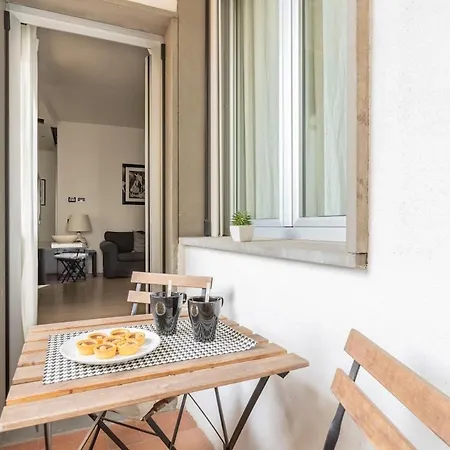 Style And Comfort In The Heart Of Apartmán Florencie