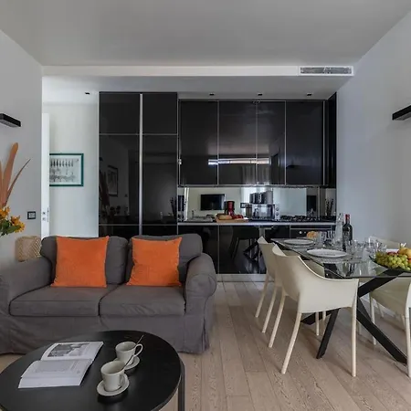 Style And Comfort In The Heart Of Florencie